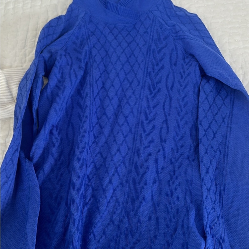 lululemon athletica Blue Long Sleeve Top